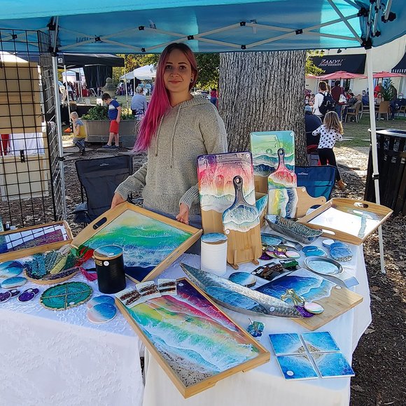 Hi and Welcome!๐ค - Picture 5 of 14